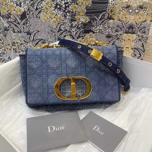 Dior GEANTĂ MICĂ DIOR CARO Broderie Cannage cu efect de paie M9241 albastră