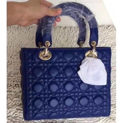 Geantă Dior mică Lady Dior din piele de oaie CD8239 albastră