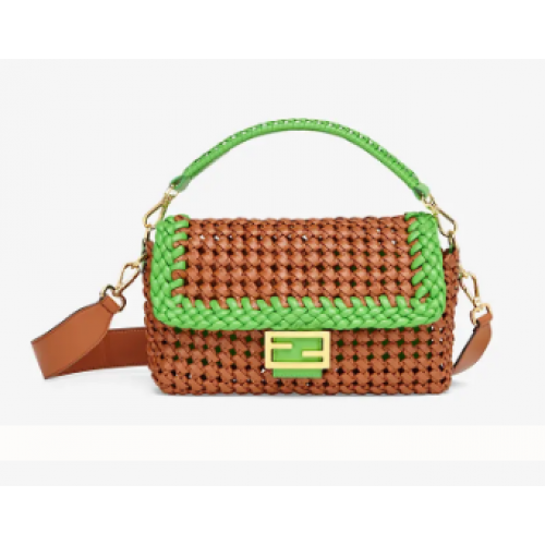 Geantă FENDI BAGUETTE din piele maro cu dantelă 8BR600A