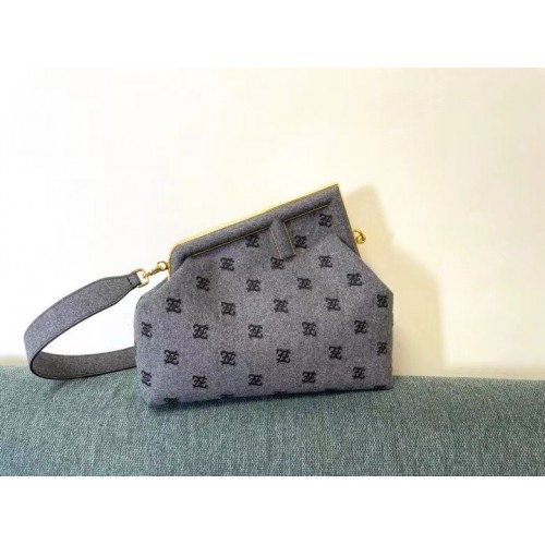 Geantă FENDI FIRST MEDIUM din flanel cu broderie 8BP127A gri