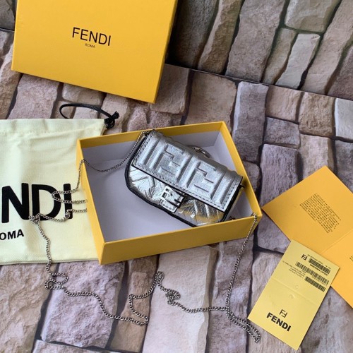 FENDI NANO BAGUETTE CHARM piele nappa 7AR844 Argintiu