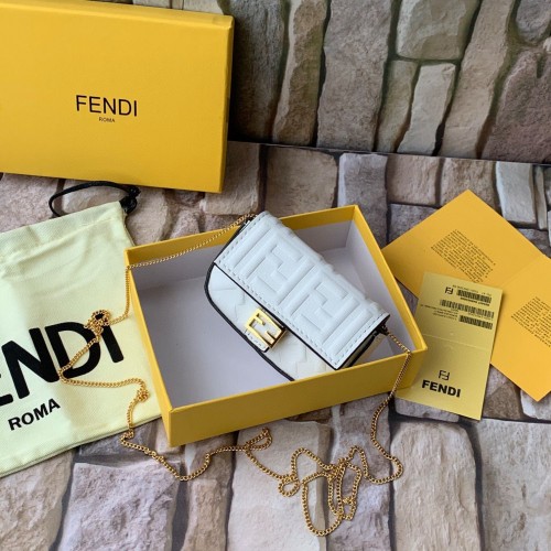 FENDI NANO BAGUETTE CHARM piele nappa 7AR844 Alb