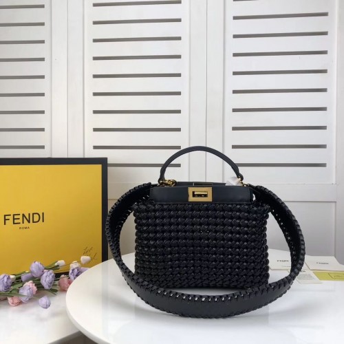 Geantă din piele FENDI PEKABOO ICONIC MINI 8BN244 Negru