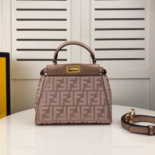 Geantă din piele FENDI PEEKABOO ICONIC F0335 roz