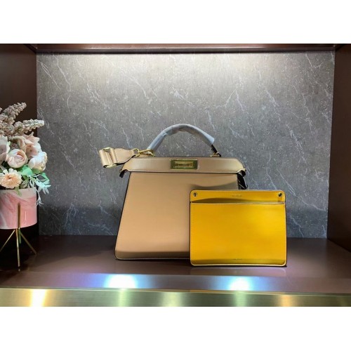 Geantă FENDI PEEKABOO ISEEU MEDIUM din piele 8BN321A6 caisă