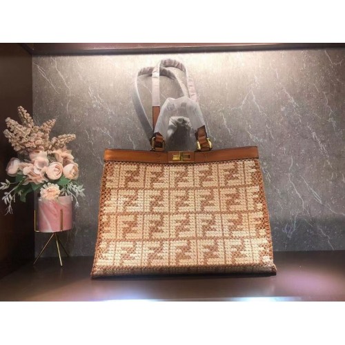 Geantă FENDI PEEKABOO X-TOTE FF din rafie 8BH374A maro deschis
