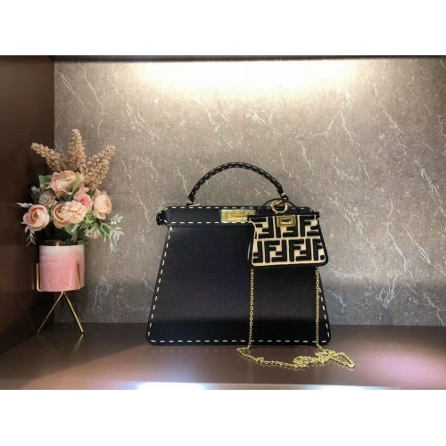 Geantă Fendi Peekaboo ISeeU MEDIE din piele F8637 Negru