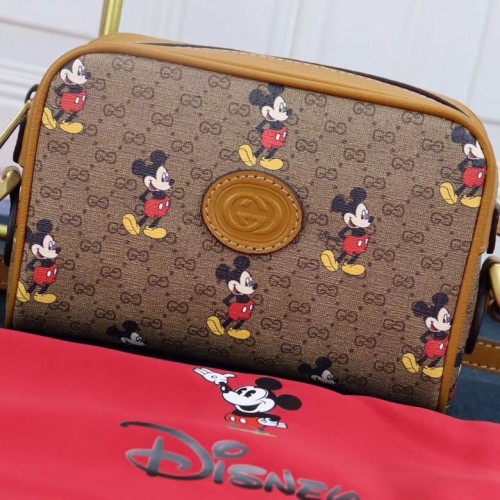 Geantă de umăr mică Gucci Disney x Mickey Mouse 602536 Maro