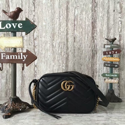 Geantă de umăr Gucci GG Marmont Matelasse Mini 448065A Neagră