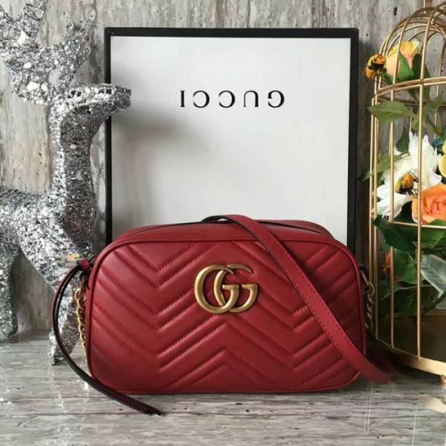 Geantă de umăr Gucci GG Marmont Matelasse 447632A Roșie