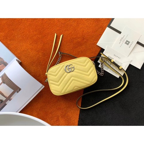 Geantă de umăr Gucci GG Marmont Matelasse 447632 galbenă