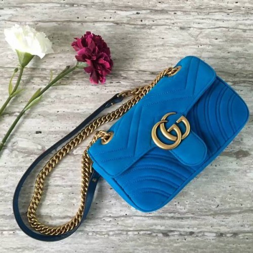 Geantă de umăr mini Gucci GG Marmont din piele întoarsă 446744 albastră