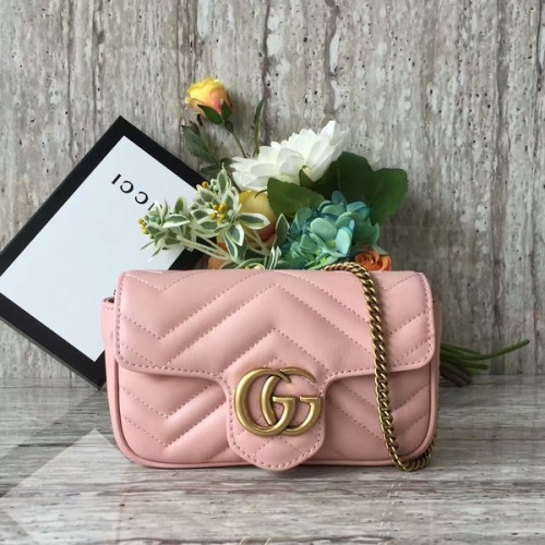 Geantă de umăr Gucci GG Marmont Velvet Nano 476433A roz deschis