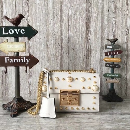 Geantă de umăr din piele de vițel Gucci Padlock 432182 Offwhite