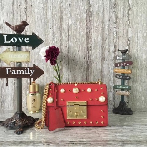 Geantă de umăr din piele de vițel Gucci Padlock 432182 Roșie