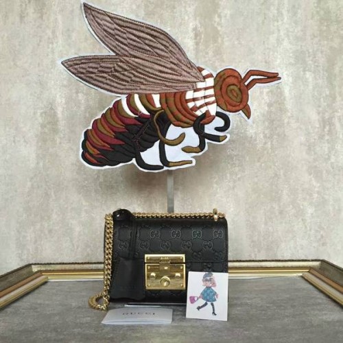 Geantă de umăr mini Gucci Padlock Gucci Signature 409487A Neagră