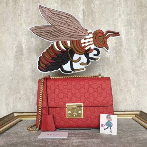 Geantă de umăr Gucci Padlock Series Gucci Signature 409486 Roșie