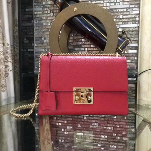 Geantă de umăr Gucci Padlock Series Gucci Signature 409486 Roșie