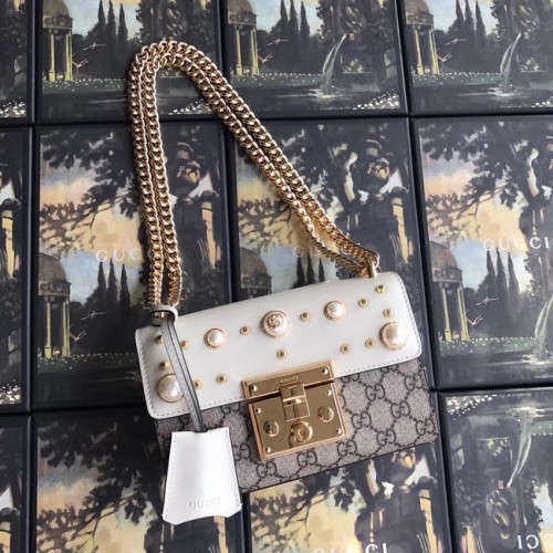 Geantă de umăr Gucci Padlock mică cu perle GG A409487 Alb