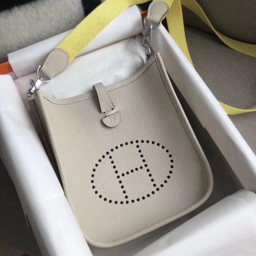 Geantă de umăr mini Hermes Evelyne originală din piele Togo H15698 gri deschis