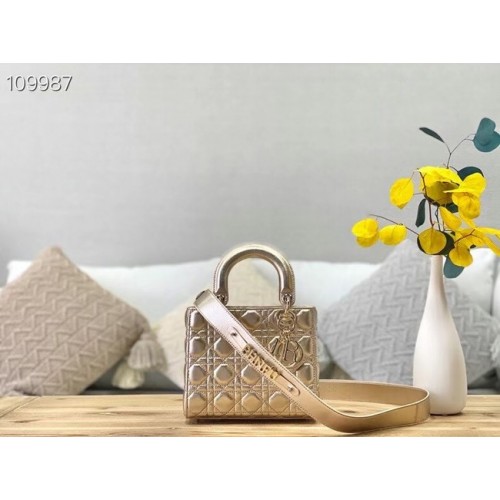 Geanta Lady Dior My ABCDIOR, auriu, piele de miel Cannage M0538O