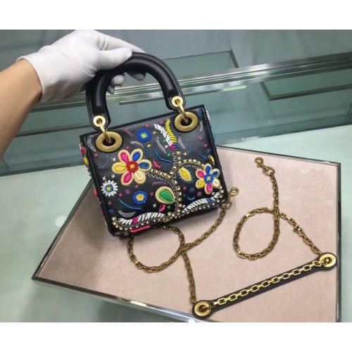LADY DIOR piele de vită brodată M05053