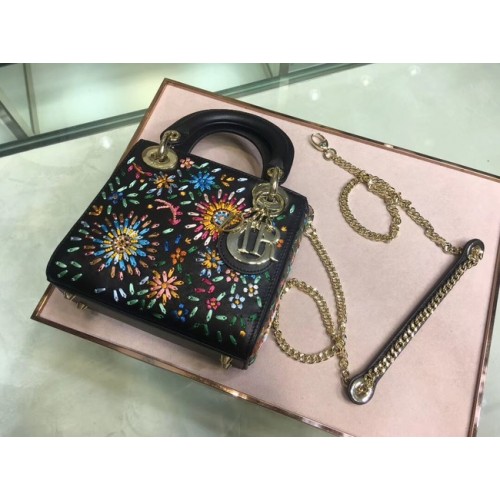 LADY DIOR piele de vită brodată M05055