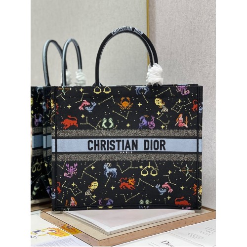 GEANTĂ DIOR BOOK TOTE MARE Negru Multicolor Dior Pixel Zodiac Broderie M1286ZRTY