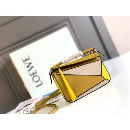 Geantă Loewe mini Puzzle din piele originală 6133