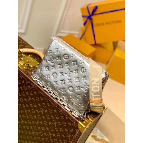 Louis Vuitton COUSSIN PM M57793 argintiu