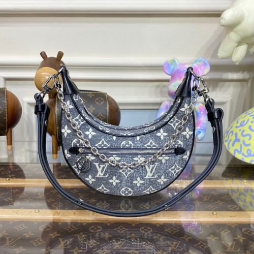 Louis Vuitton LOOP M21752 Gri