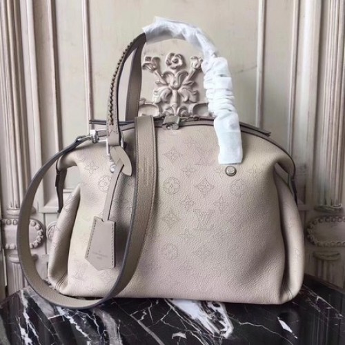Geanta ASTERIA din piele Louis Vuitton Mahina M54671 OffWhite