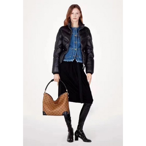 Geantă Louis Vuitton Monogram Canvas TRIANGLE SOFTY M44130