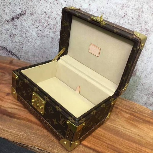 Geantă Louis Vuitton Monogram Canvas Treasure Box 40666 Galben