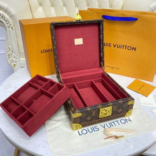 Louis Vuitton CUTIȚĂ BIJUTERII NICE M44185 roșie
