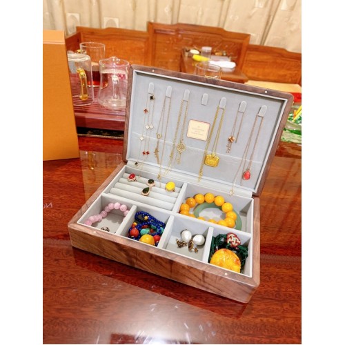 Louis Vuitton CUTIȚĂ BIJUTERII NICE M44186