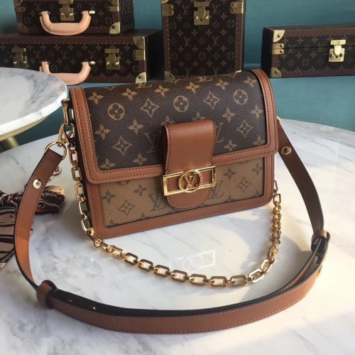 Louis Vuitton Geantă de damă originală din piele DAUPHINE M44391