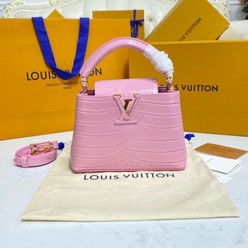 Louis Vuitton geantă din piele de crocodil CAPUCINES MINI M81190 roz