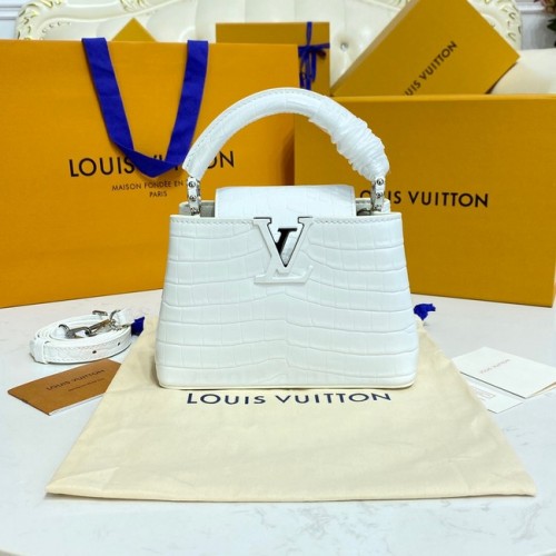 Louis Vuitton geantă din piele de crocodil CAPUCINES MINI M81190 albă