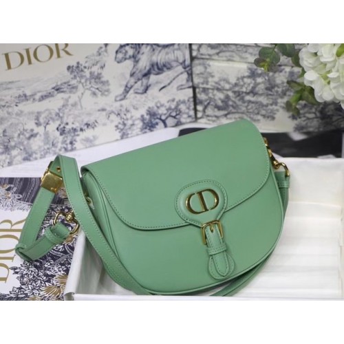 Geantă medie Dior Bobby, culoare taupe cald, piele de vițel Box M9319U verde