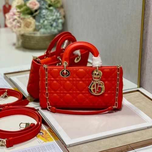 GEANTĂ MEDIE LADY DIOR Piele de miel Cannage C2820 roșu portocaliu