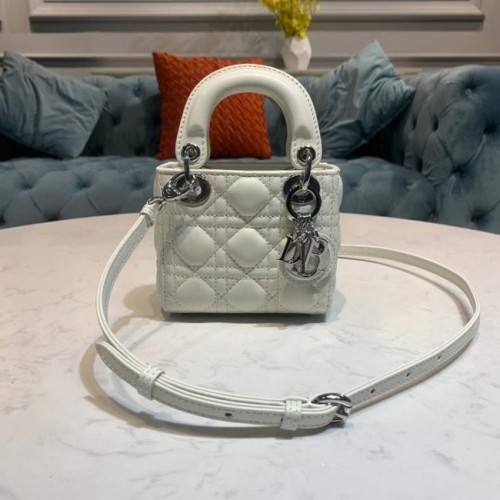 MICRO LADY DIOR GEANTĂ Scarlet Cannage Lambskin S0856O alb și argintiu