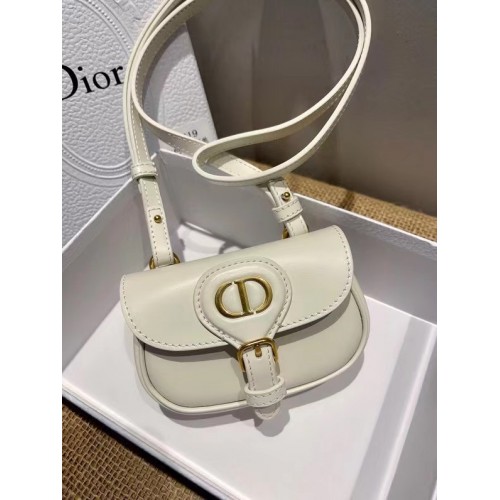 Geantă mini Dior Bobby, culoare taupe cald, piele de vițel S5109U, alb