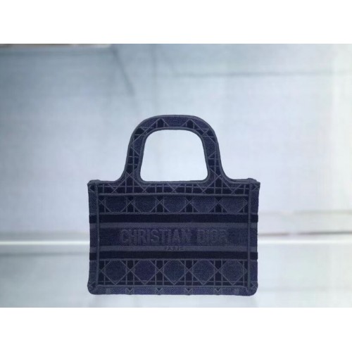 MINI DIOR BOOK TOTE Catifea brodată Cannage albastră S5475Z