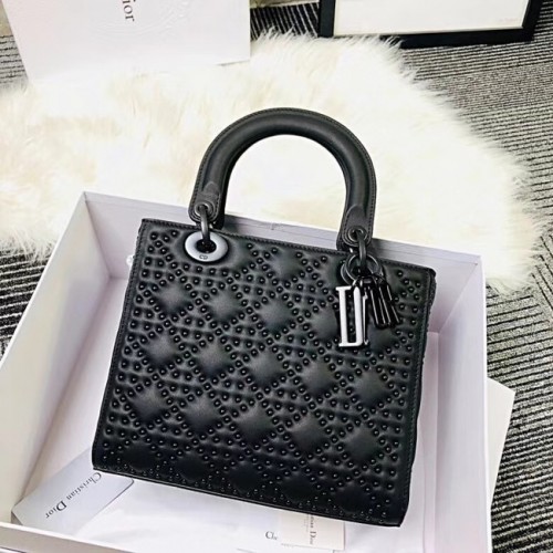 GEANTĂ MINI LADY DIOR DIN PIELE DE VIȚEL M0579S neagră
