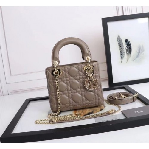 Geantă mini Dior din piele de miel M0566OE gri închis