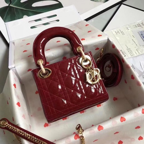 Geantă mini LADY DIOR din piele lăcuită M0566OW Vin și auriu