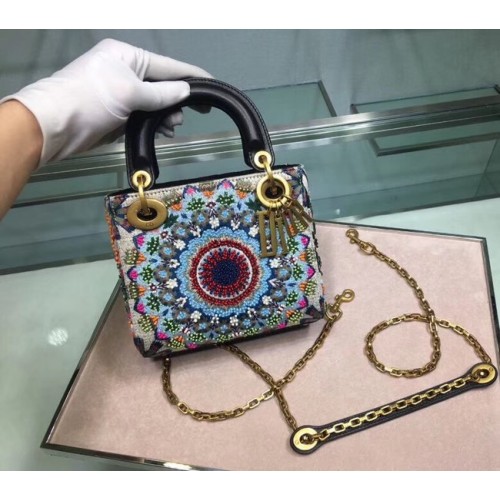 GEANTĂ MINI LADY DIOR BRODATĂ M0598CRMH
