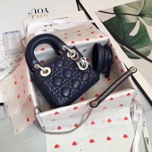 GEANTĂ MINI LADY DIOR DIN PIELE DE MIEL CAL44500 albastră