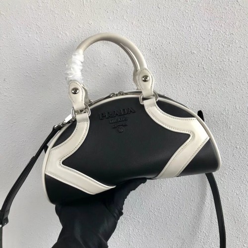 Geantă Prada din piele de vițel 1BD071 alb-negru